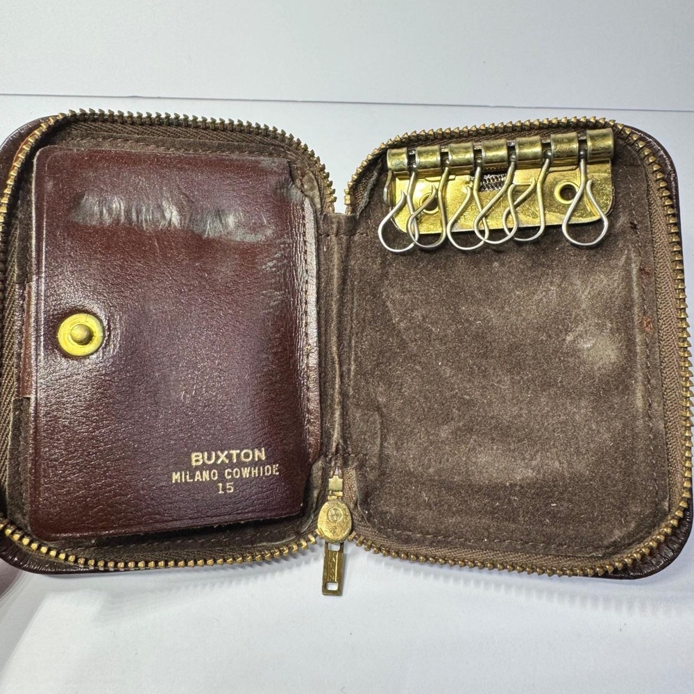 Vintage Buxton Milano Cowhide Brown Leather Zip 6 Key Case Wallet ID Holder EUC
